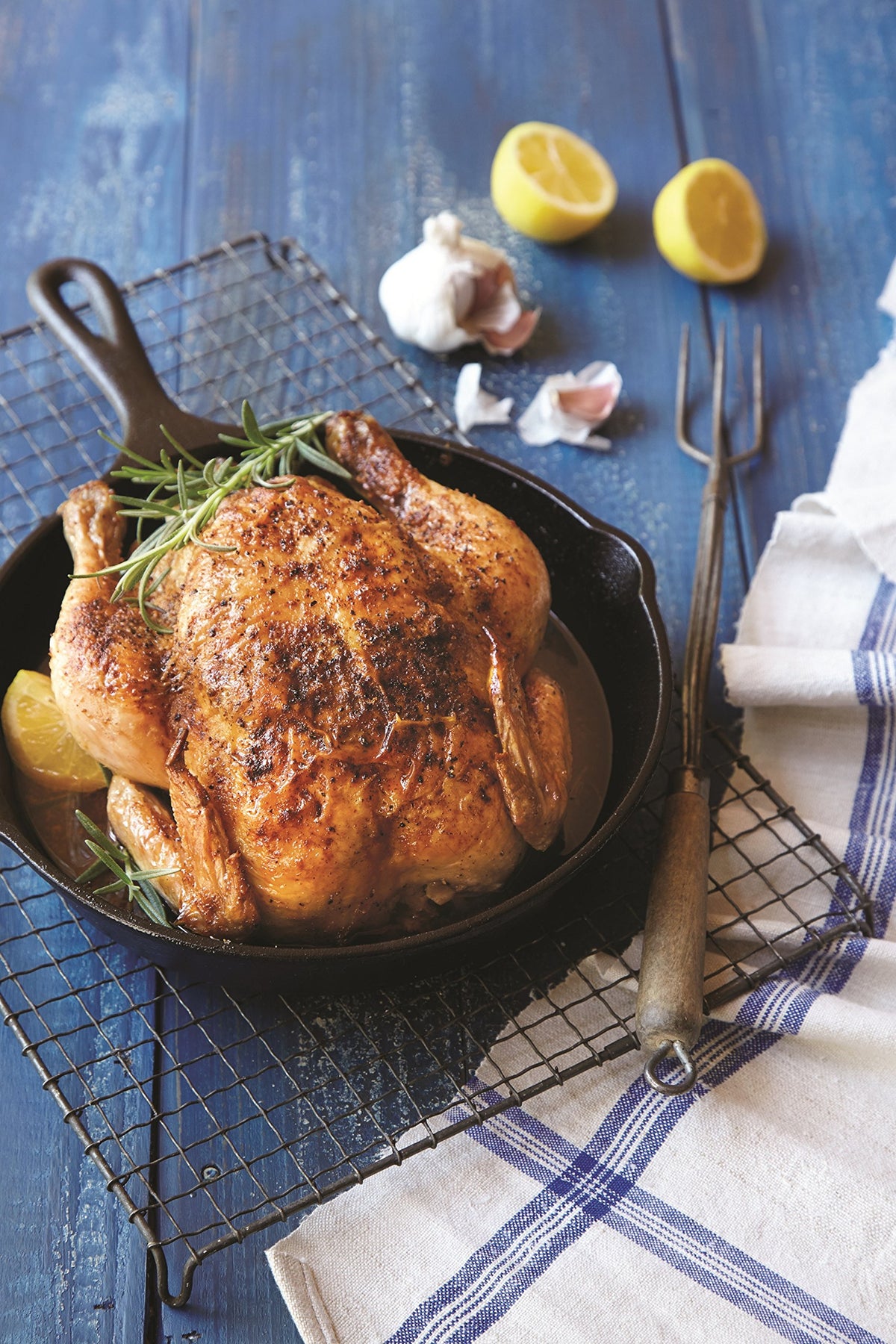 10.25-inch Skillet with Glass Lid K9270